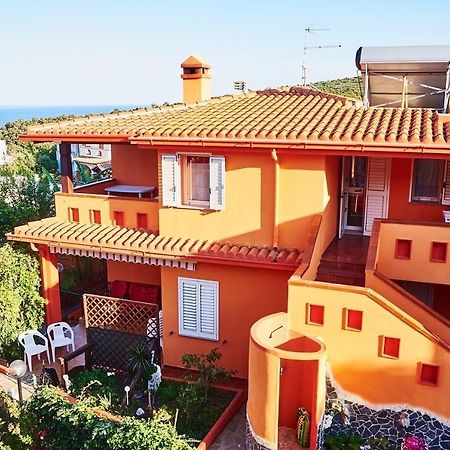 Апартаменты Cala Gonone, Casa I Pini Экстерьер фото